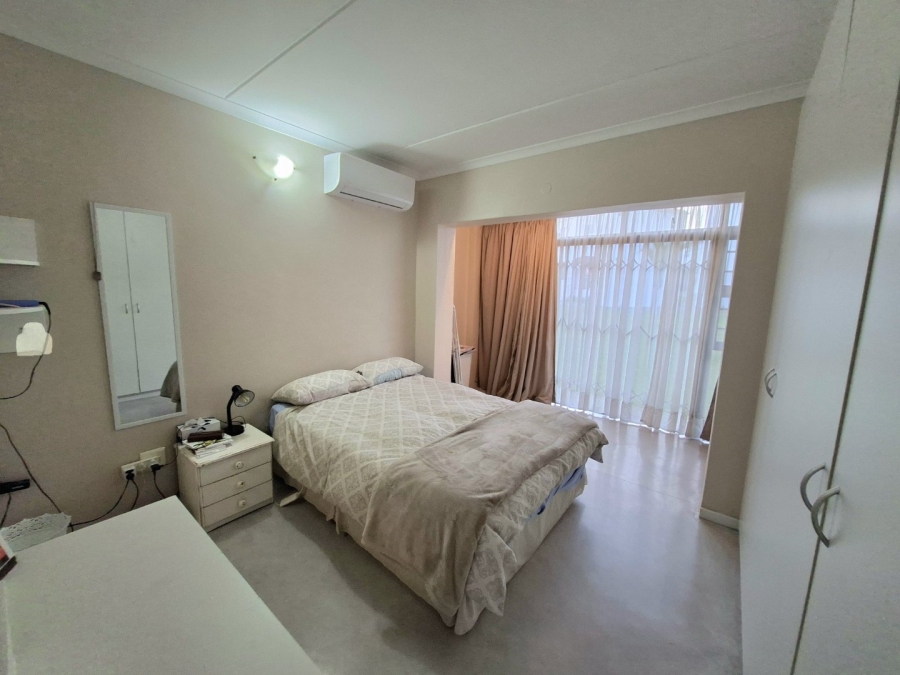 2 Bedroom Property for Sale in Vredekloof East Western Cape